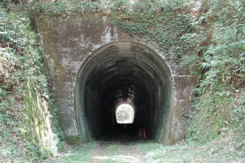 広浜鉄道今福線遺跡群「4連アーチ橋、今福第四トンネル、1連アーチ橋」