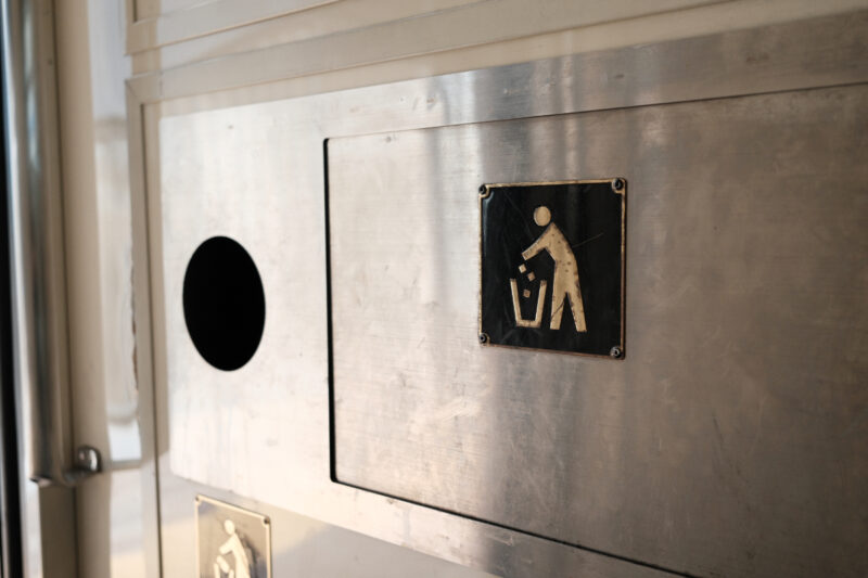 SLやまぐち号ゴミ箱