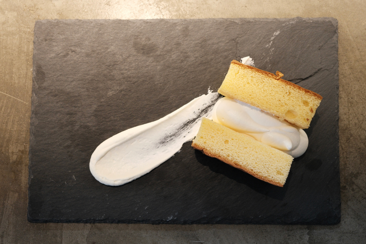 HAPPY SWEETS FACTORY　AWASE