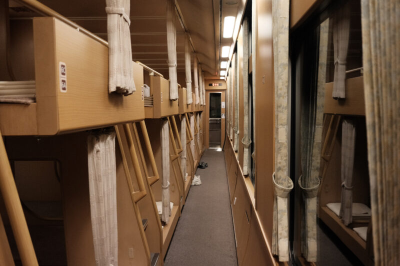 サンライズ出雲号のびのび座席